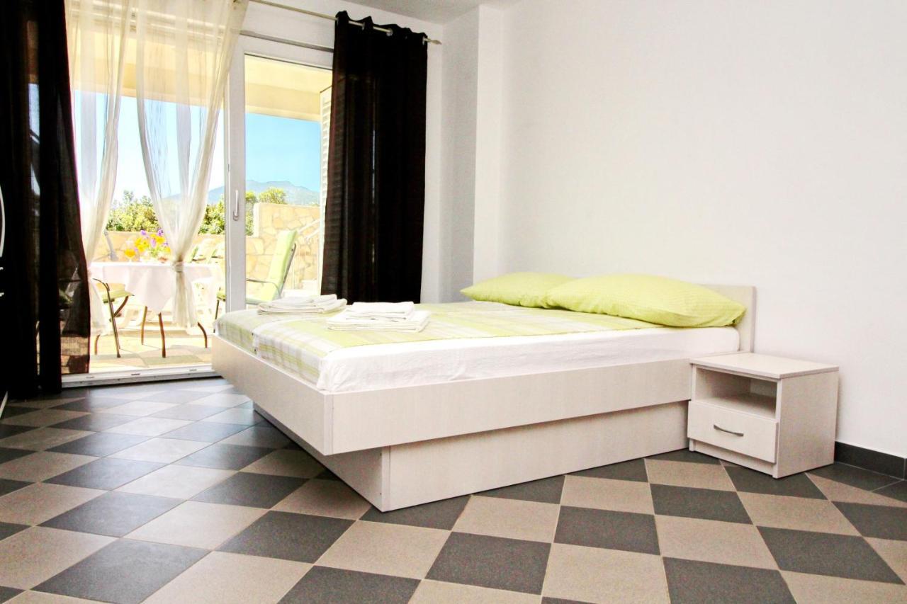 Apartments Gusti Drače Esterno foto